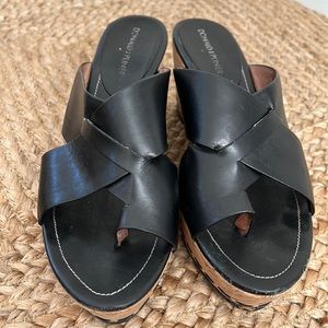 Donald Pliner Fuji Wedges